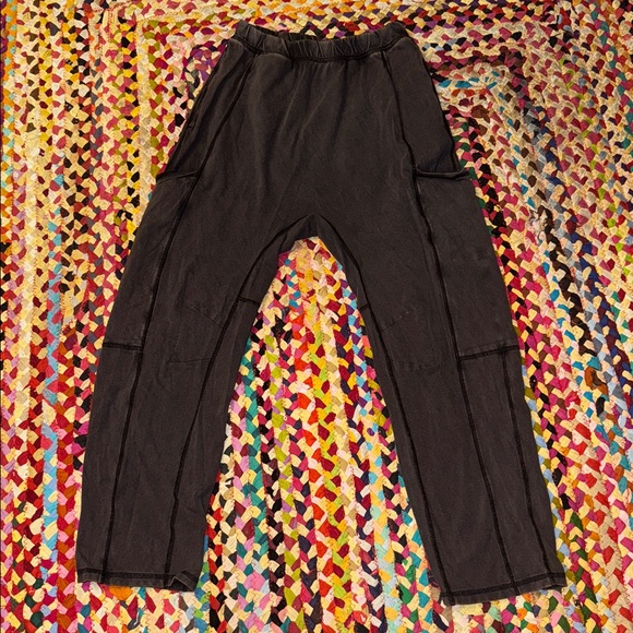 Awesome FP Movement Hot Shot Pants - Picture 6 of 8